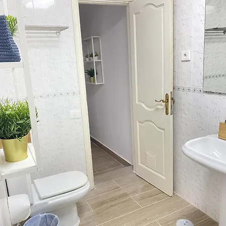 アパート Apto Con Piscina En La Zona De Castillo